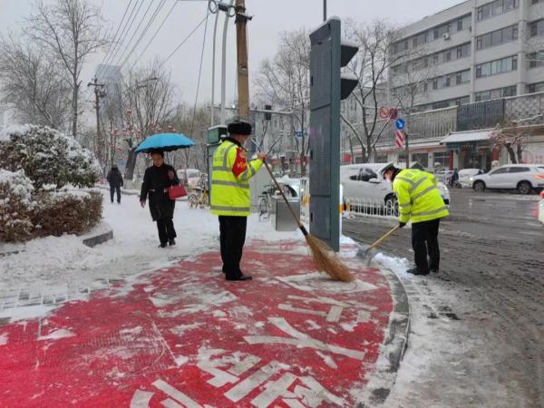 山西今日多地下雪，漫天飞舞的冬日恋歌