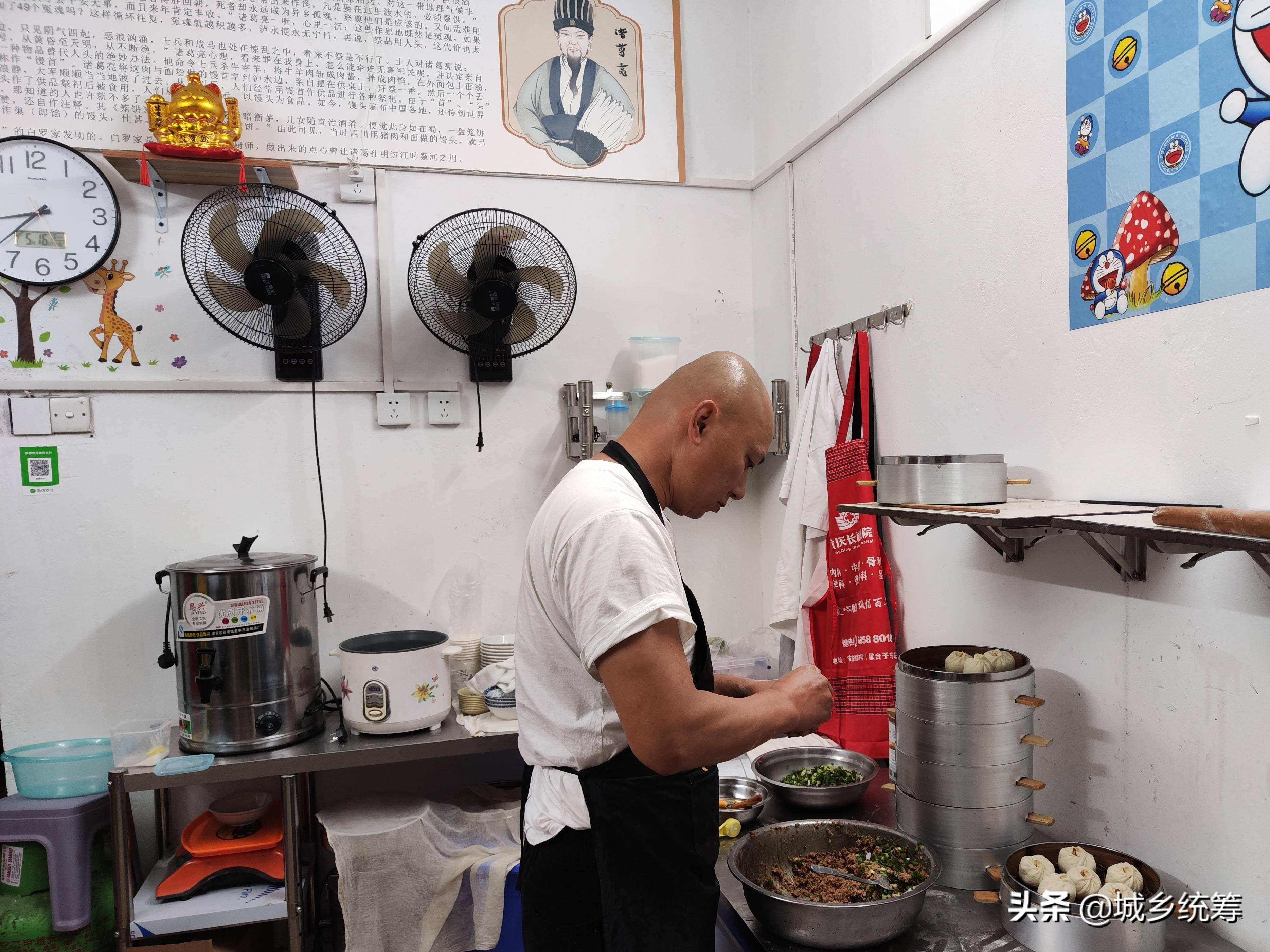 软面酱肉小笼包制作宝典，解锁美味秘密，掀起美食热潮！——钢结构工程视角的深度探索。